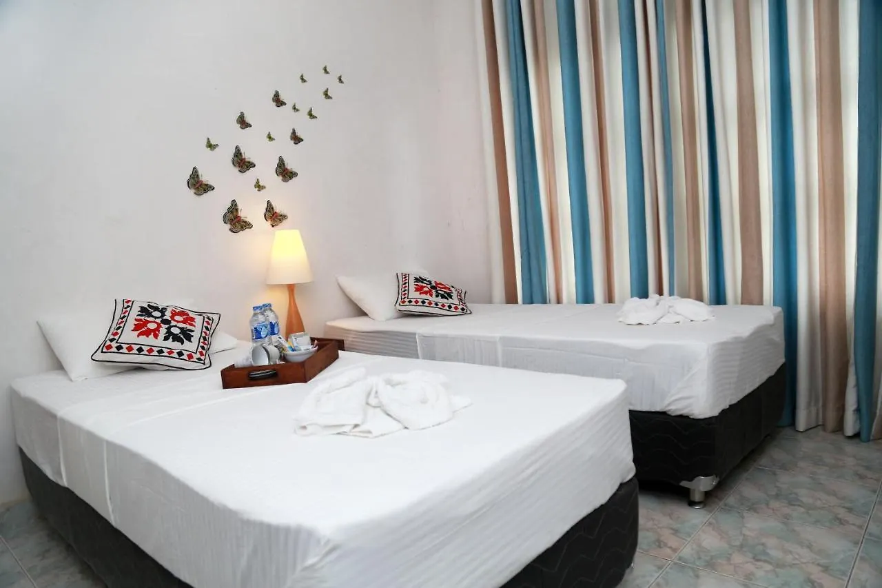 Chathu Holiday Home Kandy