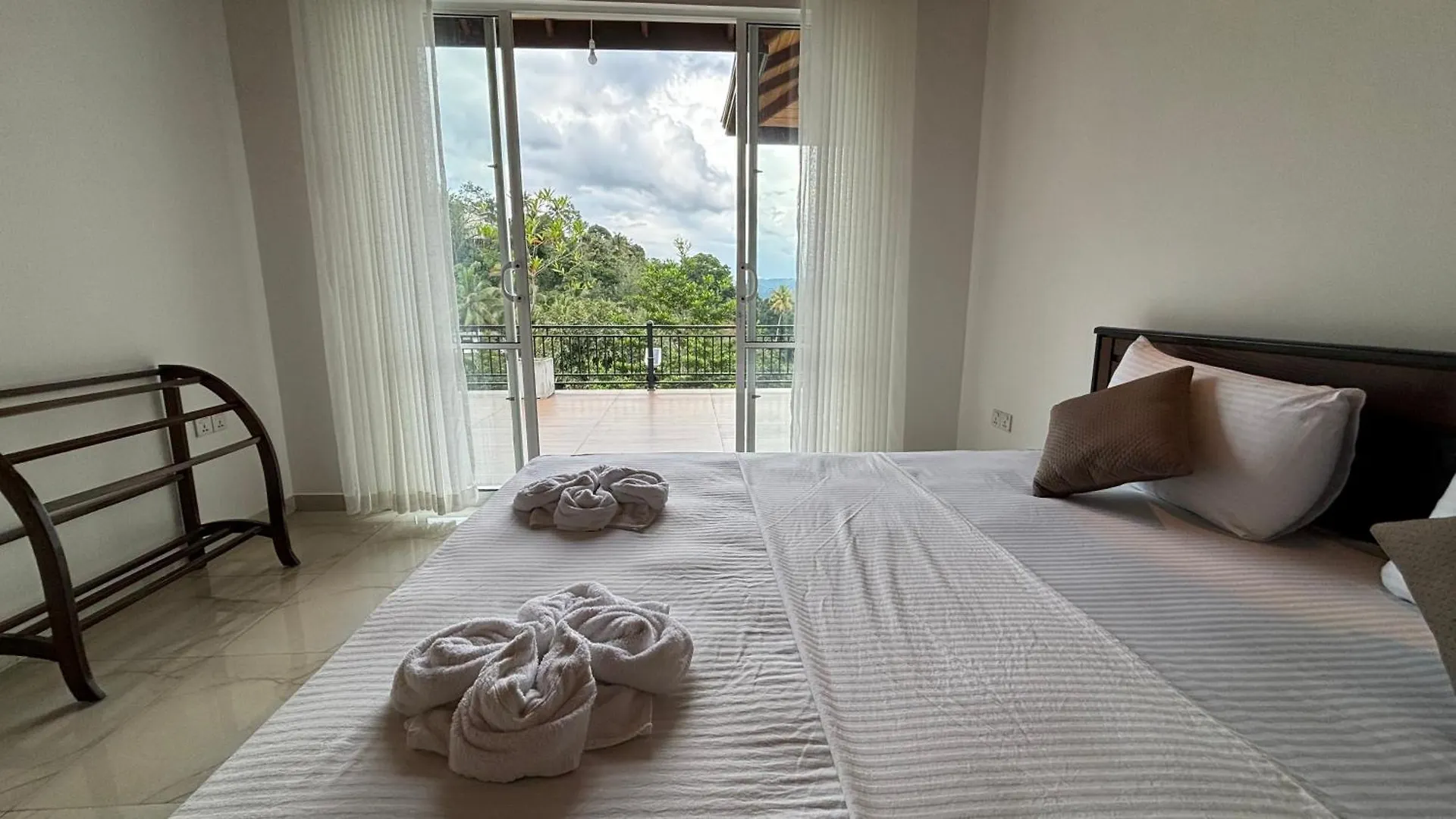 Homestay Chathu Holiday Home Kandy