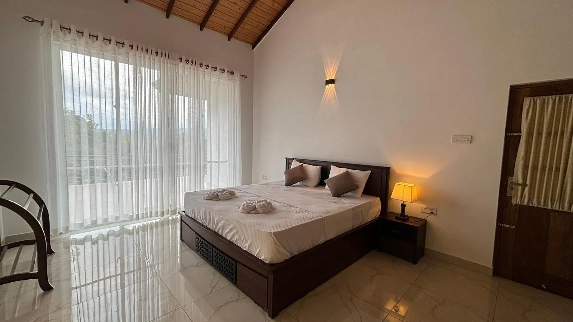 Chathu Holiday Home Kandy 0*,